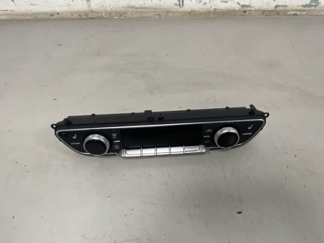 Блок управління кондиціонером 8W0820043AP VAG