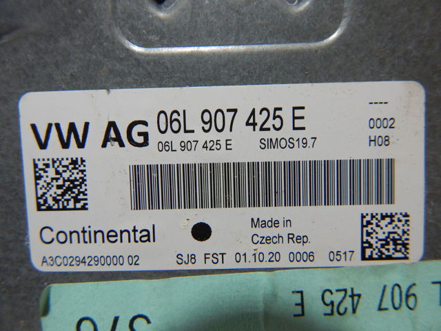 Блок двигуна 8W0906259T VAG