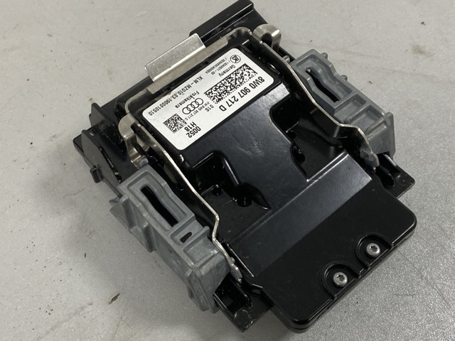 Камера системи забезпечення видимості 8W0907217D VAG