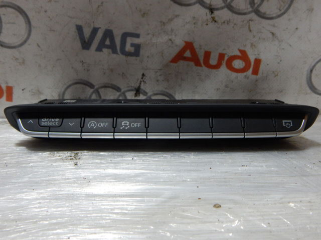 Блок кнопок центральної консолі 8W0925301AT VAG