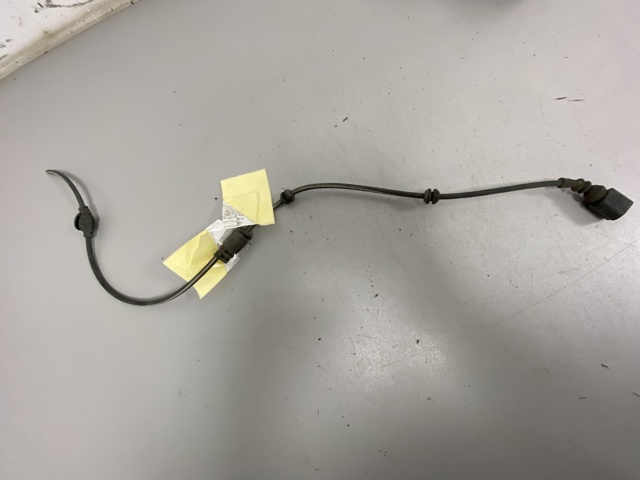 Дріт датчика АБС передній правий 8W0972252 VAG