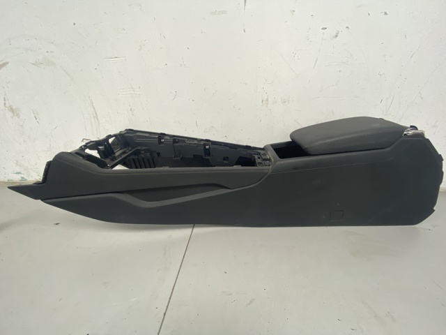Консоль панелі приладів 8W1863241D VAG