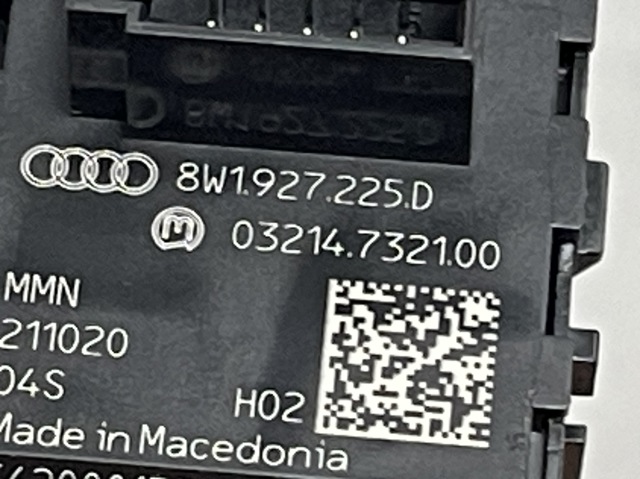 Кнопка електромеханічного гальма стоянки 8W1927225D VAG