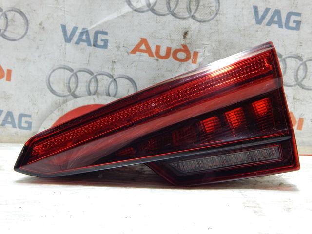 Стоп задній 8W5945094A VAG