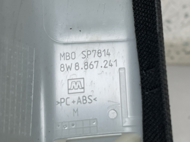 Обшивка стійки кузова внутрішня, задня ліва 8W8867241 VAG