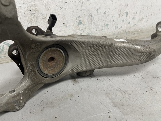 Цапфа поворотного кулака 9J1407245B PORSCHE