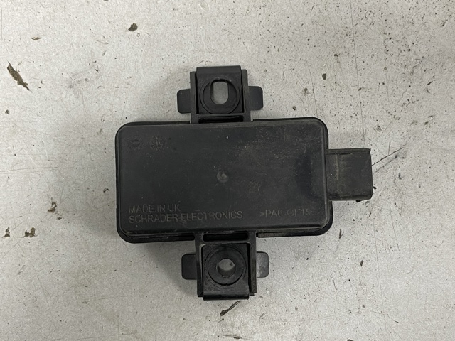 Блок системи контролю тиску в шинах A0009003704 MERCEDES