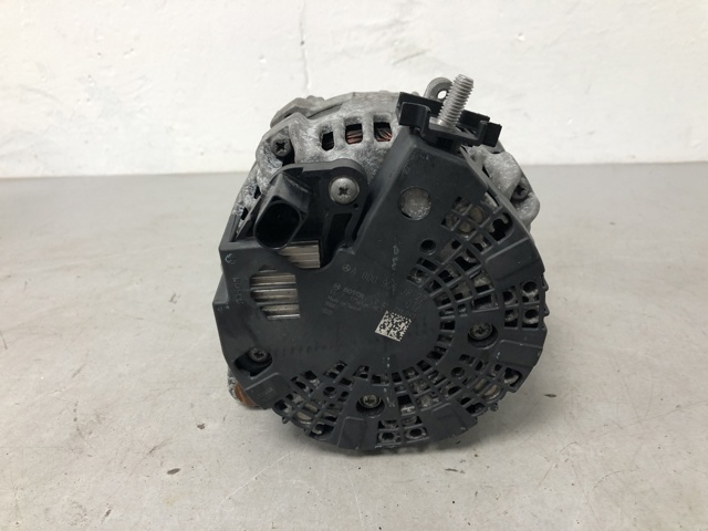 Генератор автомобільний A0009063822 MERCEDES