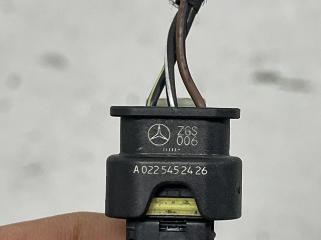 Шків компресора кондиціонера A0225452426 MERCEDES