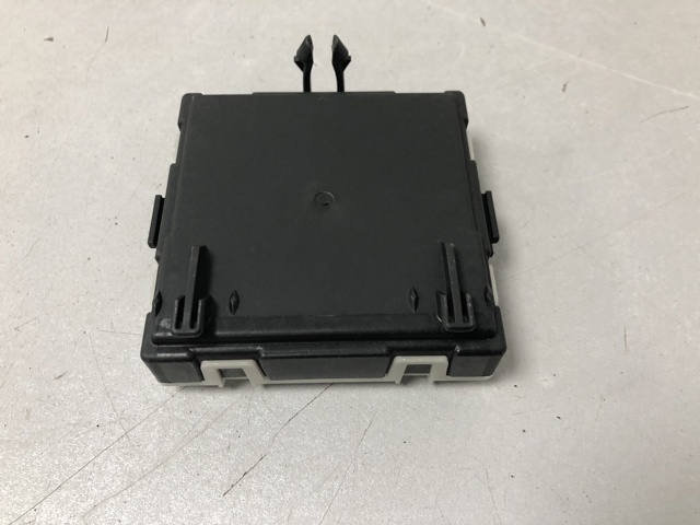 Блок комфорту передніх дверей A1679003811 MERCEDES