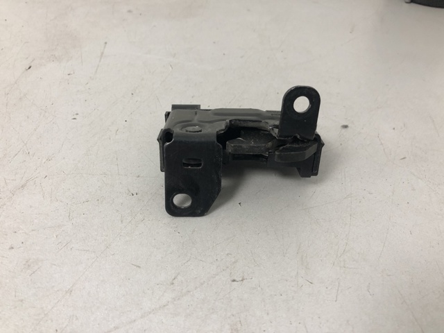 Замок кришки капота A1728800560 MERCEDES