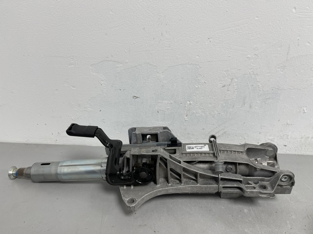 Колонка рульова A2054608901 MERCEDES