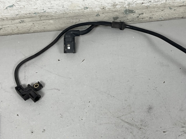 Електропроводка заднього гальмівного супорта A2055404006 MERCEDES