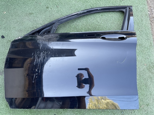 Дверь передня ліва Mercedes C