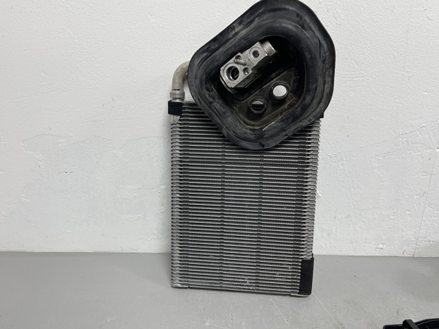 Випарник A2058309904 MERCEDES