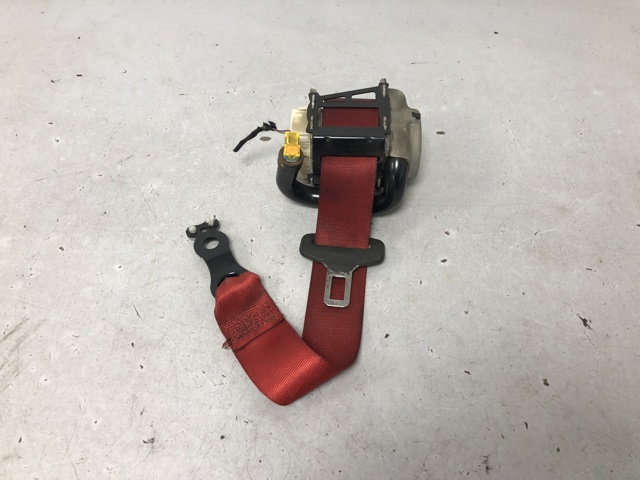 Пасок безпеки задній правий A2058600685 MERCEDES