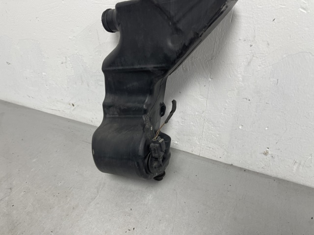 Бачок омивача скла A2058690220 MERCEDES