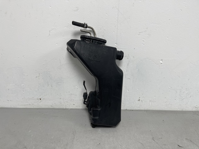 Бачок склоомивача A2058690220 MERCEDES
