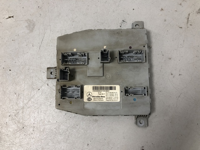 Блок управління сигналами SAM A2059006330 MERCEDES