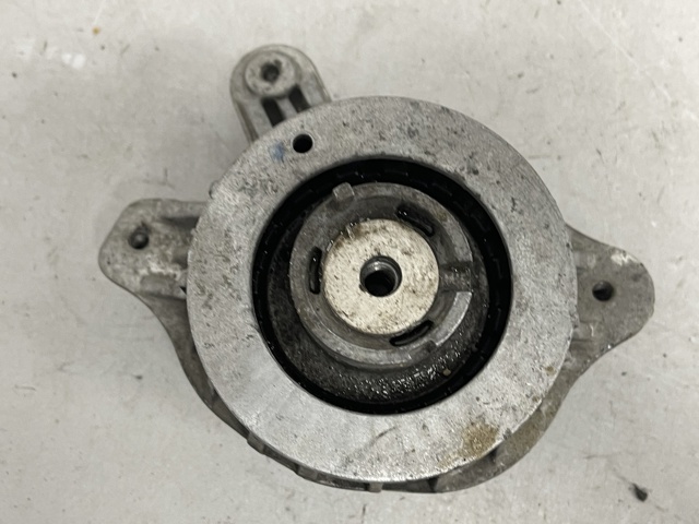 Права подушка двигуна A2132403500 MERCEDES