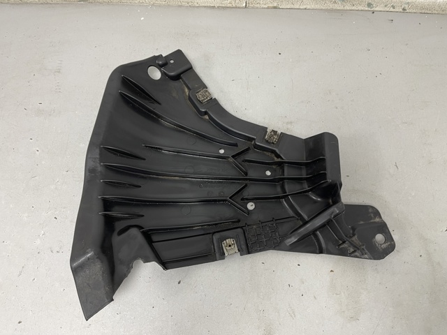 Захист бампера переднього, правий A2135205800 MERCEDES