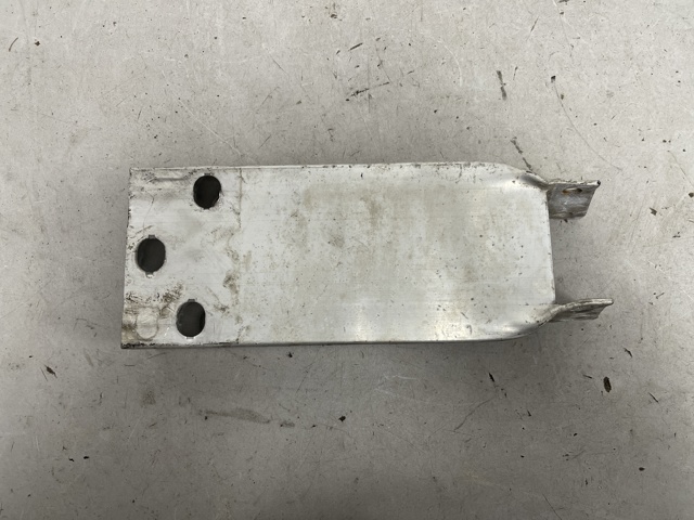 Кронштейн підсилювача переднього бампера A2136200195 MERCEDES