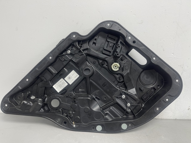 Механізм склопідйомника двері задньої, лівої A2137306705 MERCEDES
