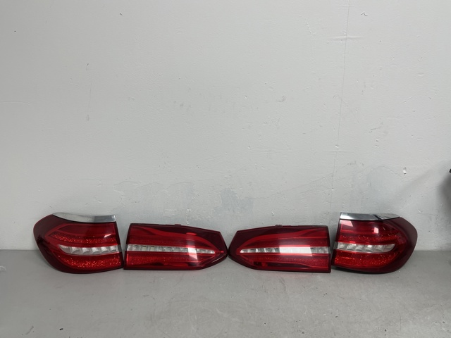 Ліхтар задній A2139068700 MERCEDES