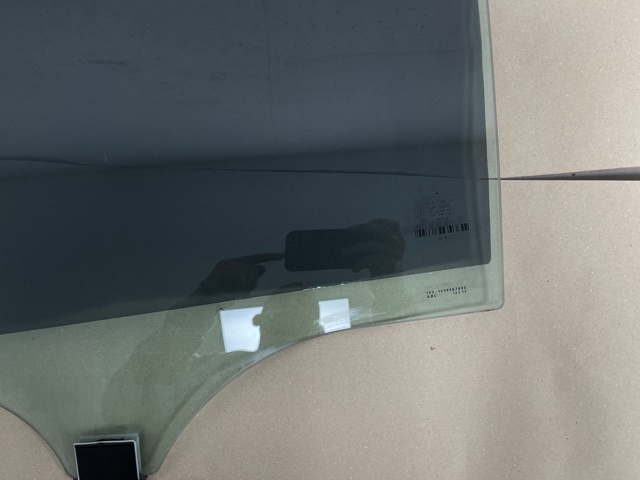 Скло задньої двері лівої A2227300918 MERCEDES