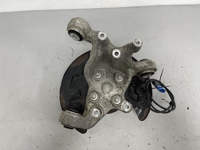 Цапфа поворотного кулака A2463503641 MERCEDES
