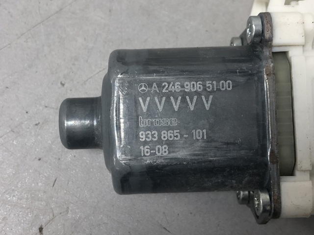 Двигун склопідіймача двері передньої, лівої A2469065100 MERCEDES
