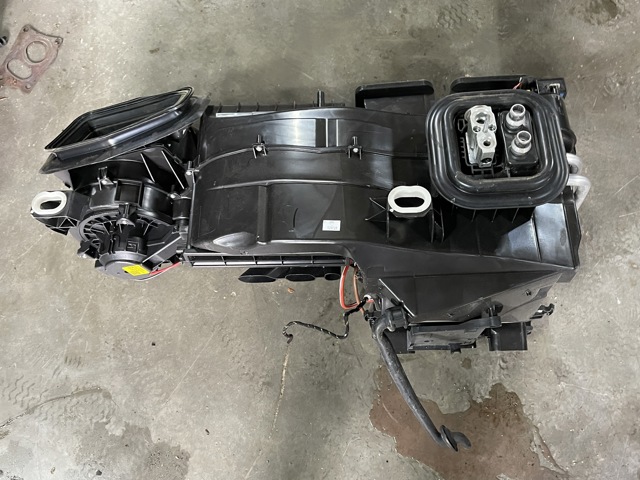 Резистор обігрівача A2479061901 MERCEDES