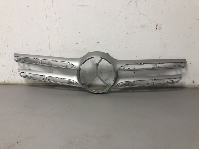 Решітка A2538882300 MERCEDES