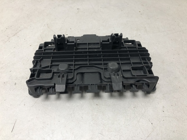 Корпус запобіжників A2975407416 MERCEDES