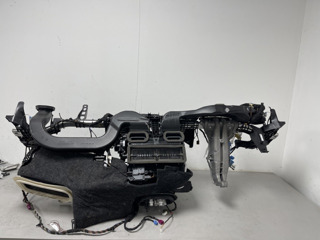 Отоплення та вентиляція A2978301401 MERCEDES