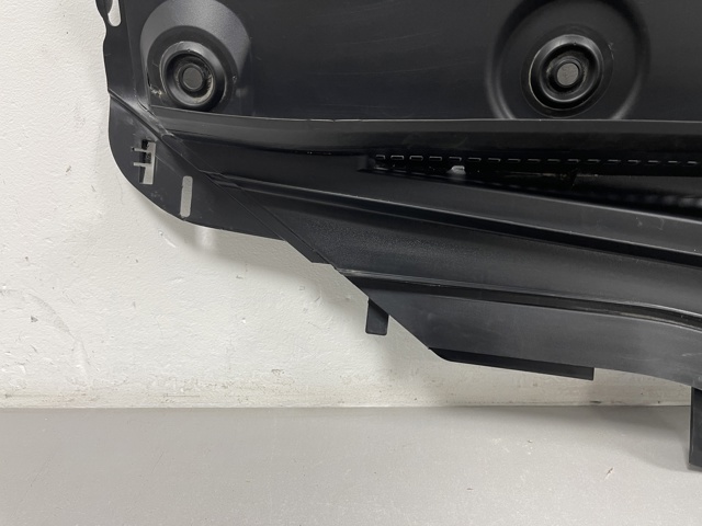 Водостік лобового скла, жабо A2978301503 MERCEDES