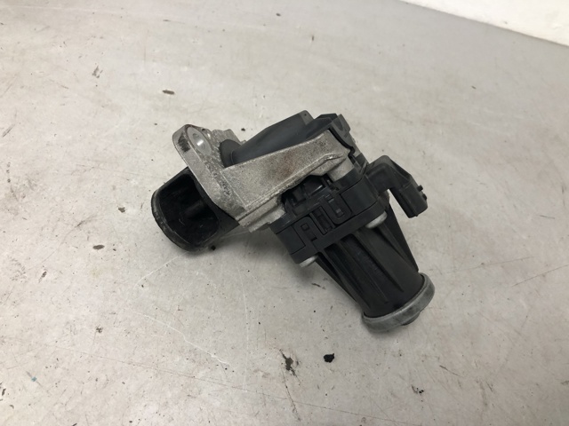 Клапан EGR A6071400260 MERCEDES
