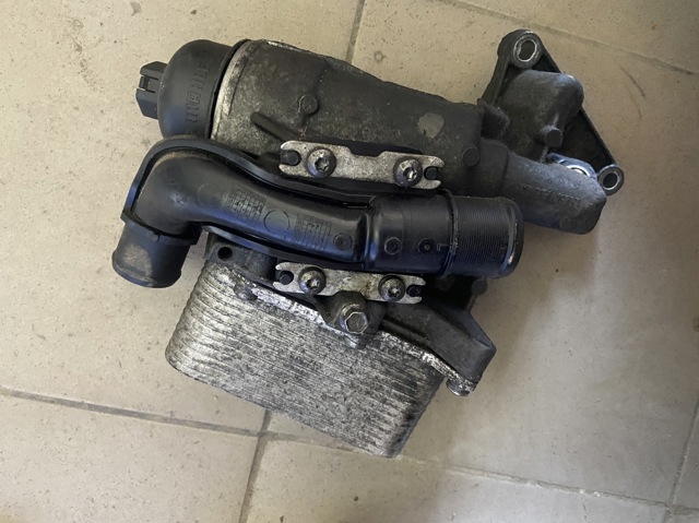 Корпус маслофільтра 8201005241 MAHLE