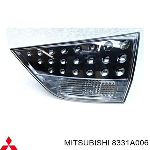Стоп задній 8331A006 MITSUBISHI