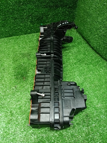 Колектор впускний 11617811909 BMW