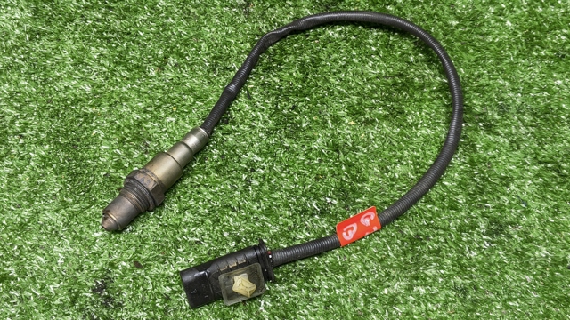 Датчик концентрації кисню 13628593852 BMW