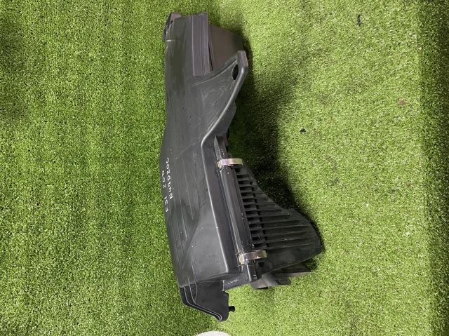 Коробка фільтра 13718511655 BMW