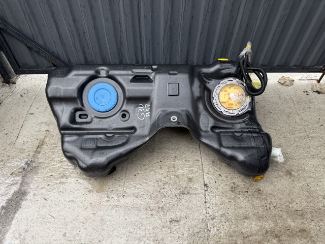 Бензобак 16117465279 BMW