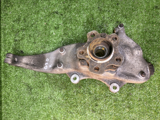 Цапфа - поворотний кулак передній, правий 31206884386 BMW