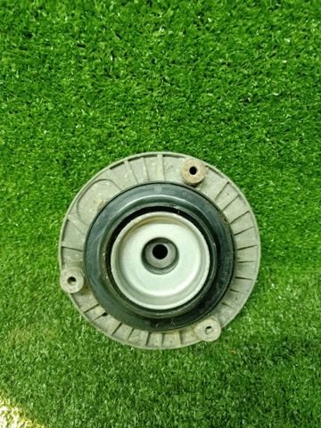 Подушка амортизатора переднього 31306855817 BMW