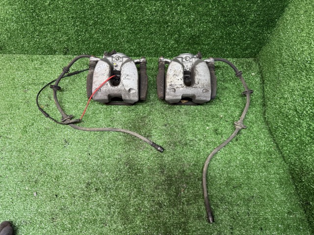Супорт гальмівний, передній, правий 34106872800 BMW