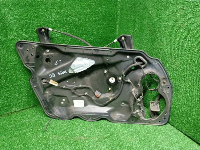 Мотор склопідйомника водійських дверей 3C1837755G VAG