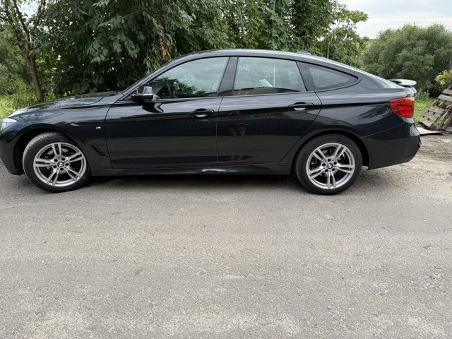 Отвір передніх лівих дверей 41007334015 BMW