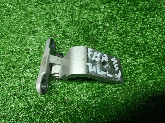 Петля задніх лівих дверей 41527259597 BMW