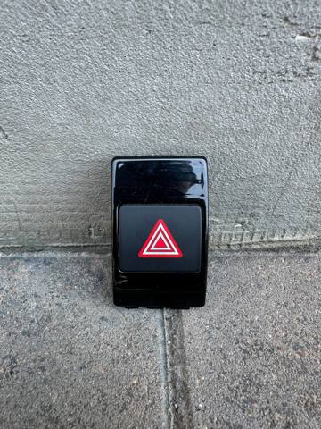 Аварійна кнопка 4G09415095PR VAG